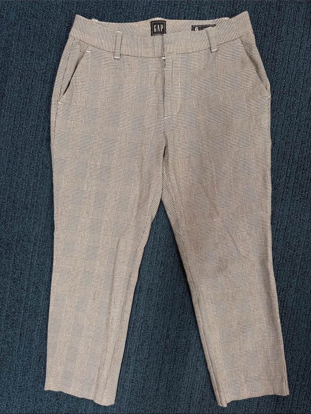 LOFT Gray Plaid Cropped Dress Pants